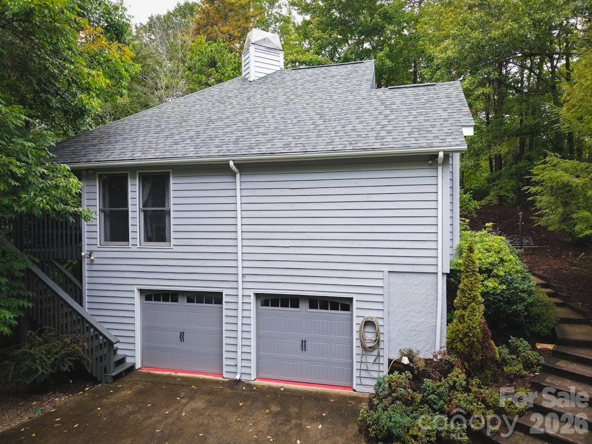212 Ridgeway Road