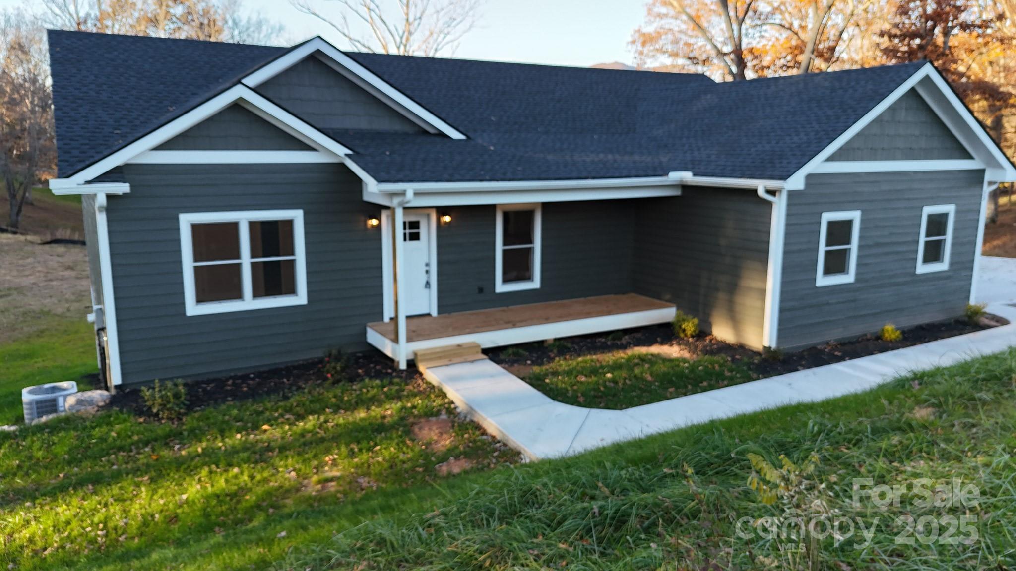 33 Gracie Rose Street