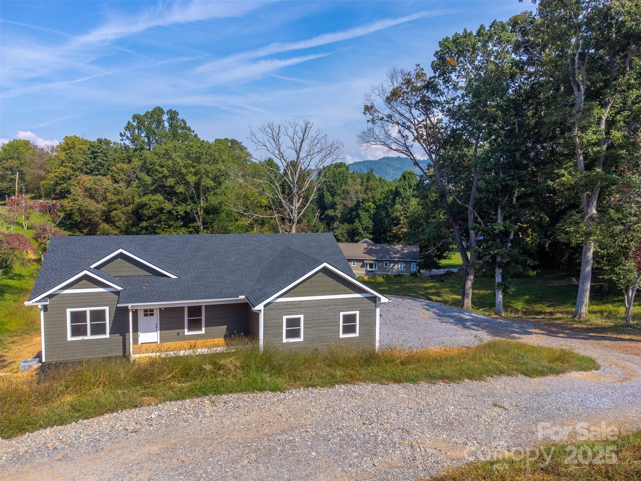 33 Gracie Rose Street