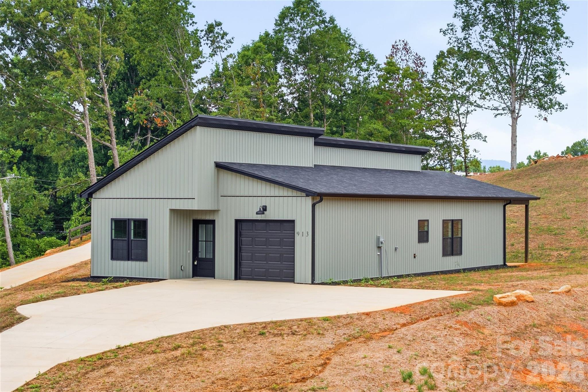 913 Overlook Drive SW, Lenoir, NC, 28645
