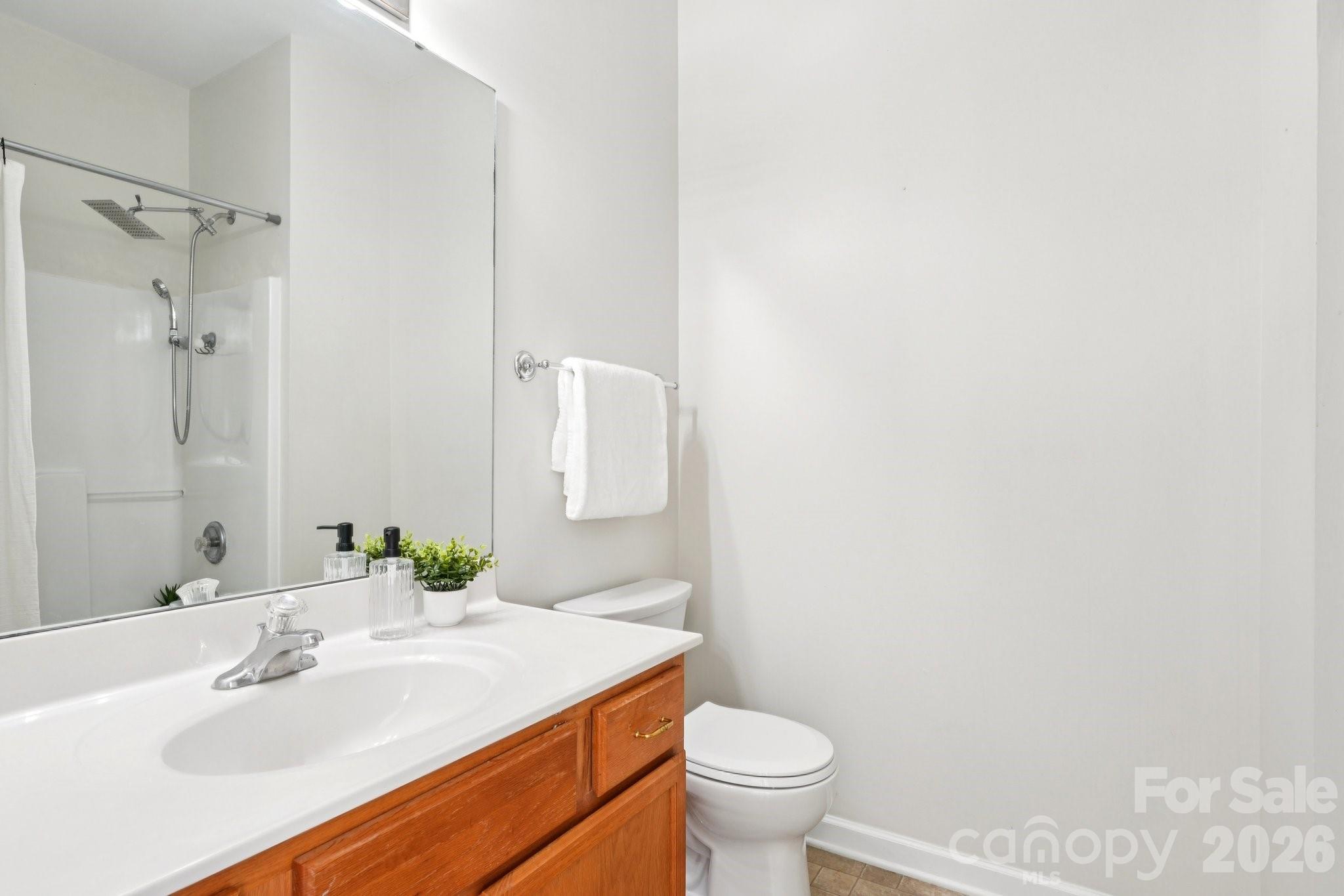 Towne Square Townhomes At Regent Park - Residential