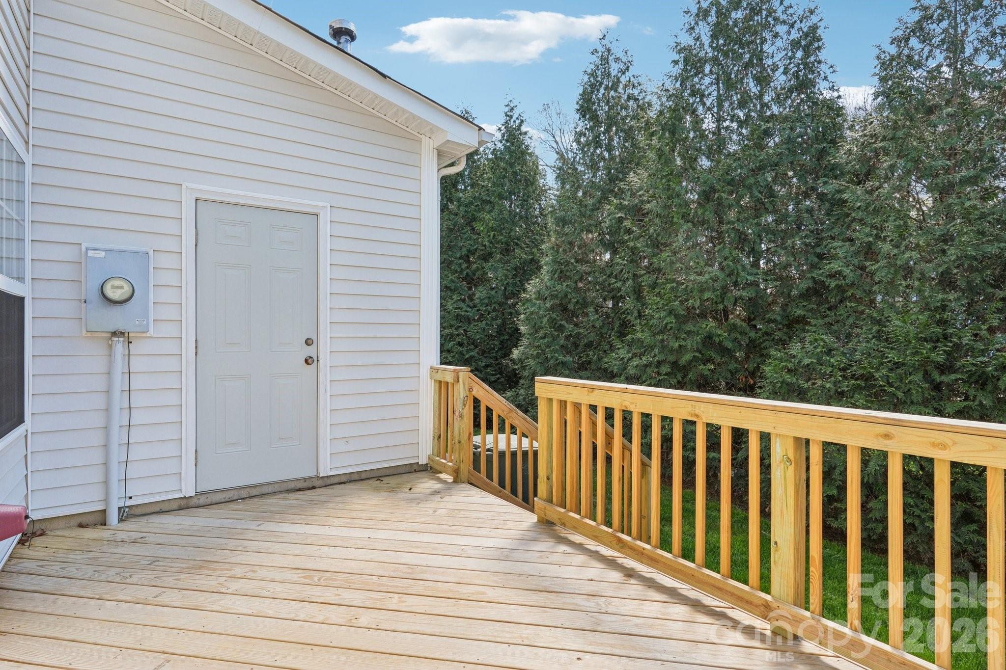 Towne Square Townhomes At Regent Park - Residential