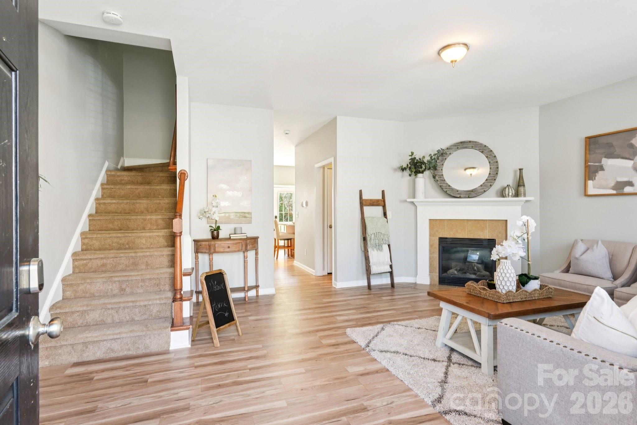 Towne Square Townhomes At Regent Park - Residential