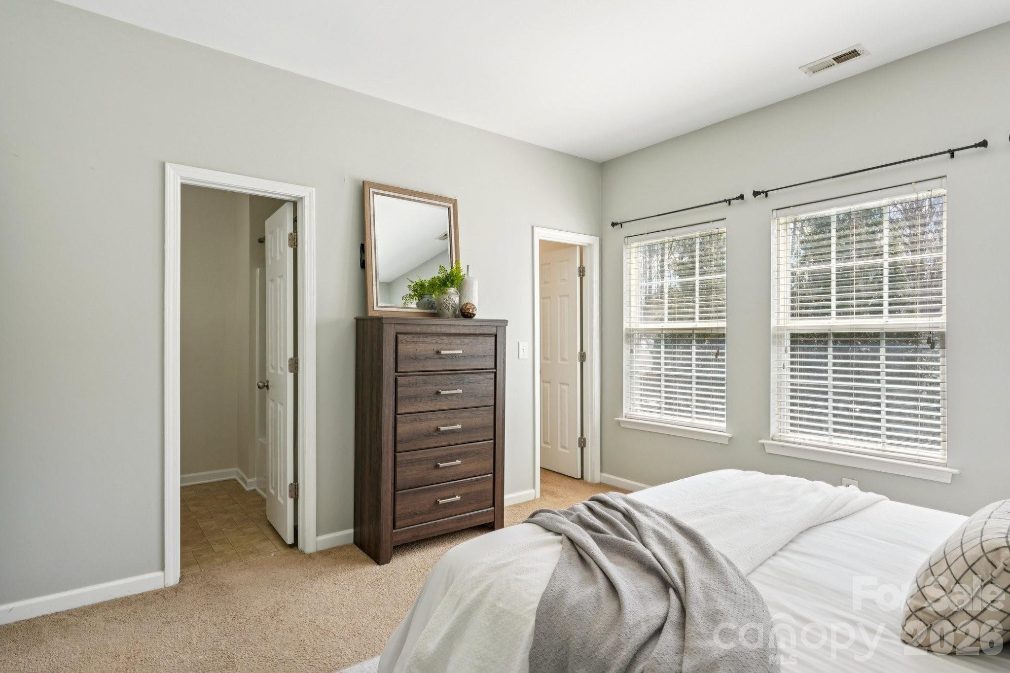 Towne Square Townhomes At Regent Park - Residential