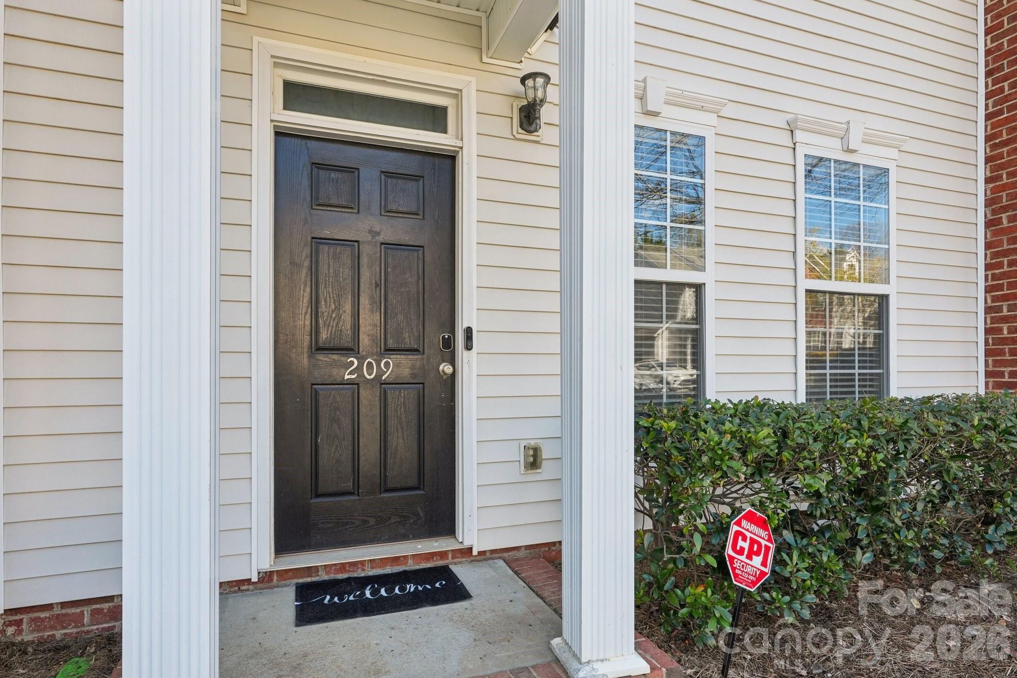 Towne Square Townhomes At Regent Park - Residential