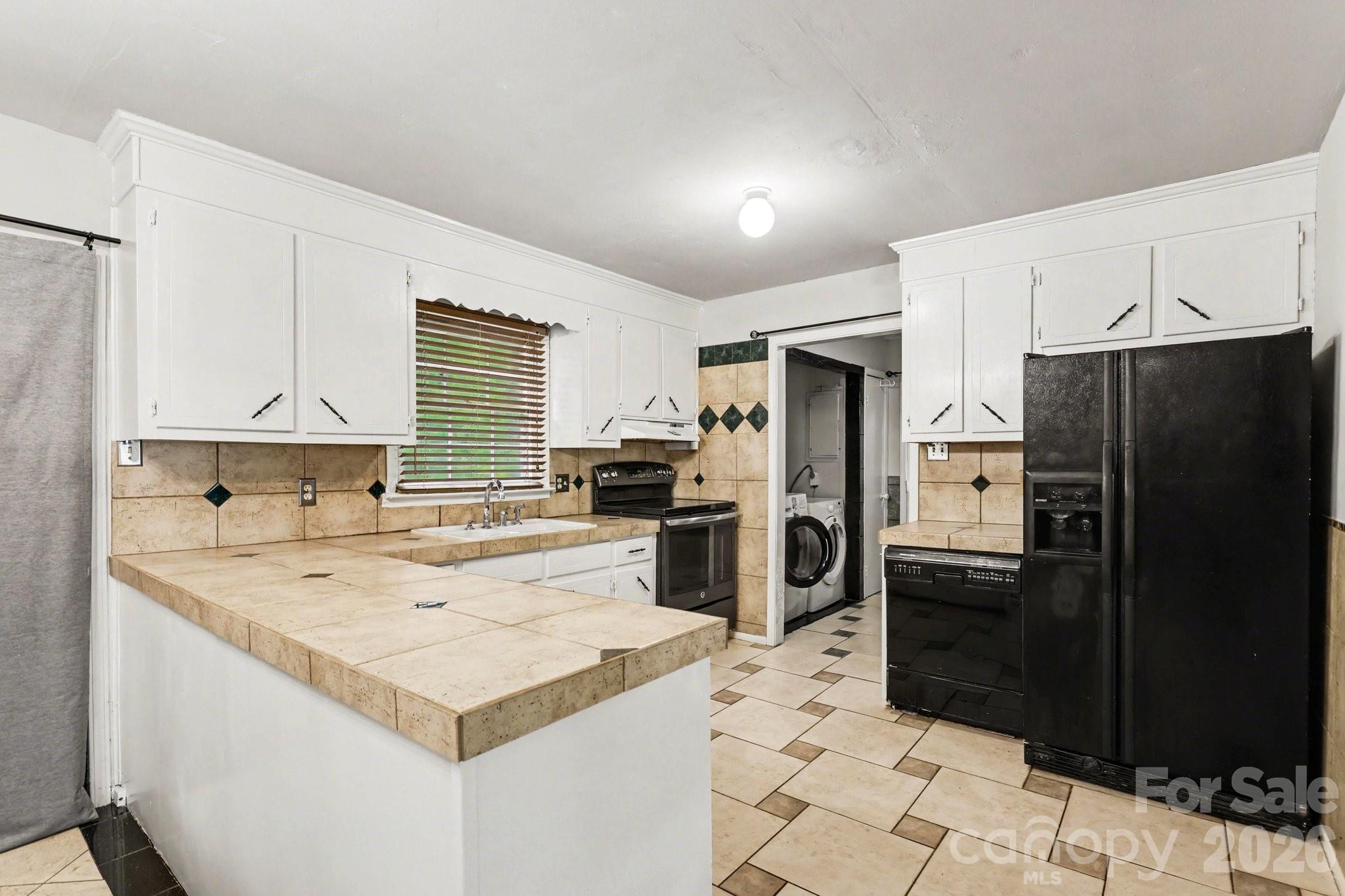 Country Oaks - Residential
