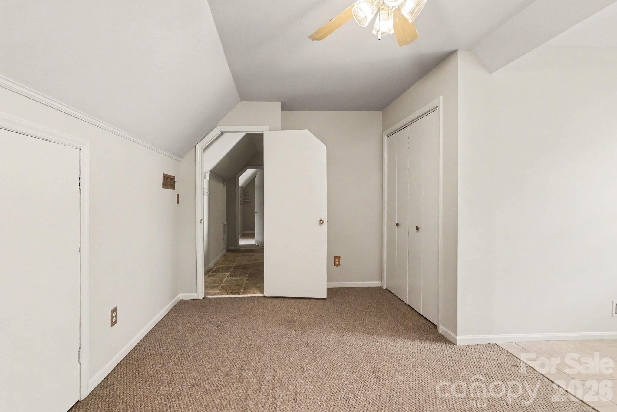 Country Oaks - Residential