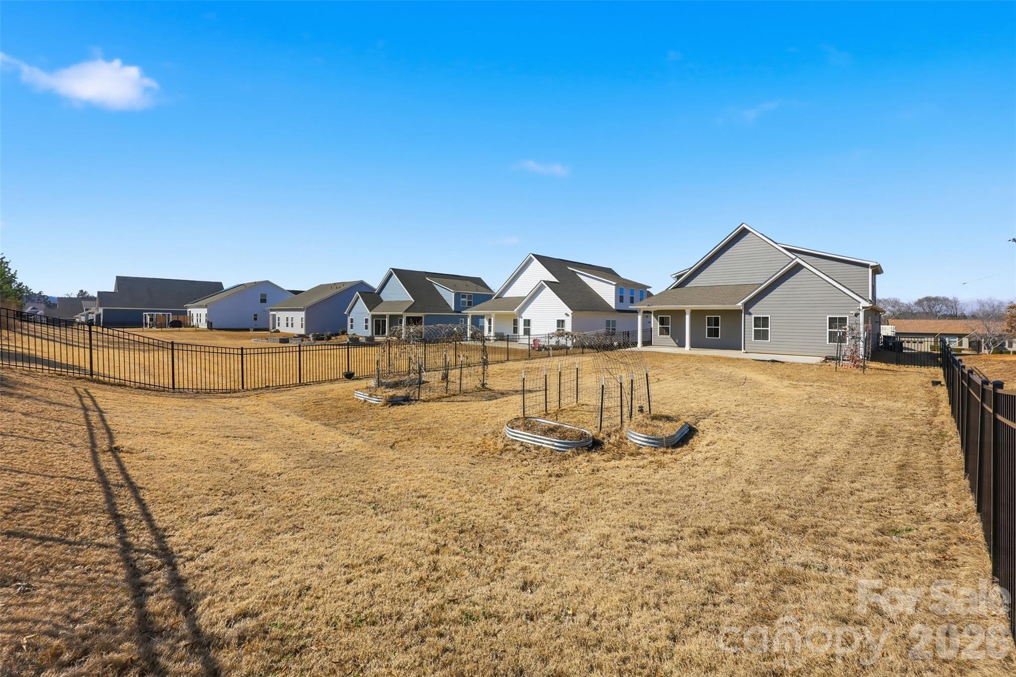 Davis Creek - Residential