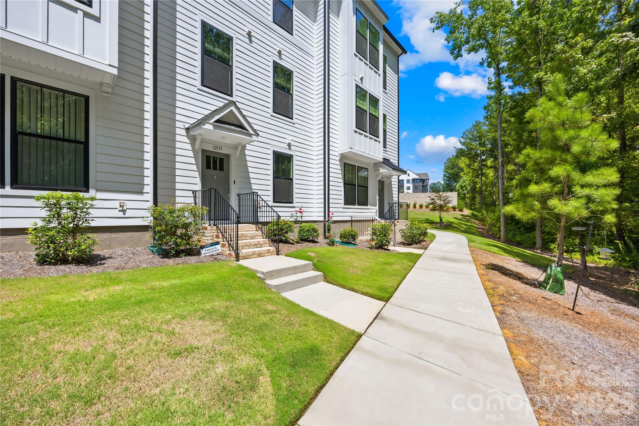 12133 Storm Lane