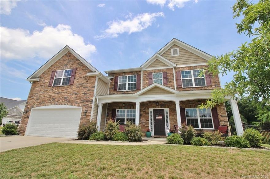 Welcome to Mill Creek Falls, Lake Wylie’s premier community with pool, tennis courts, walking trails and Clover’s award winning schools. You’ll feel at home as you walk through the door of this stately two story beauty with exquisite décor. This open plan features large rooms, a guest suite on main, formals, a bonus room and stamped concrete patio w/fenced yard. Enjoy our low SC property taxes.