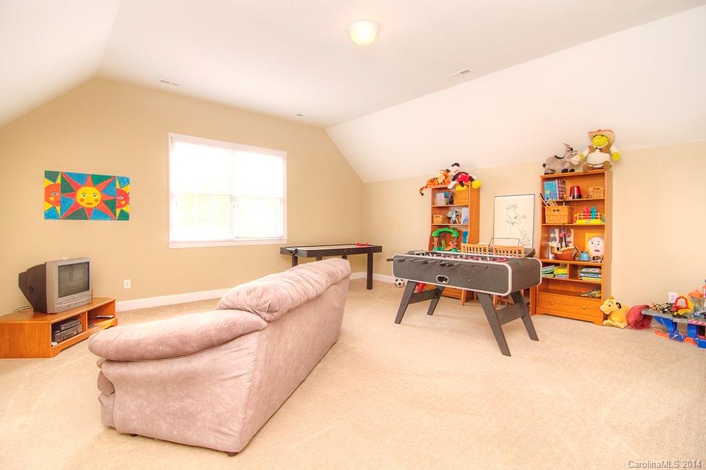 Lake Shore - Residential