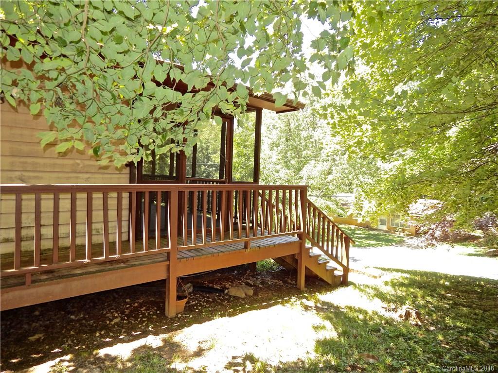 Royal Pines - Residential