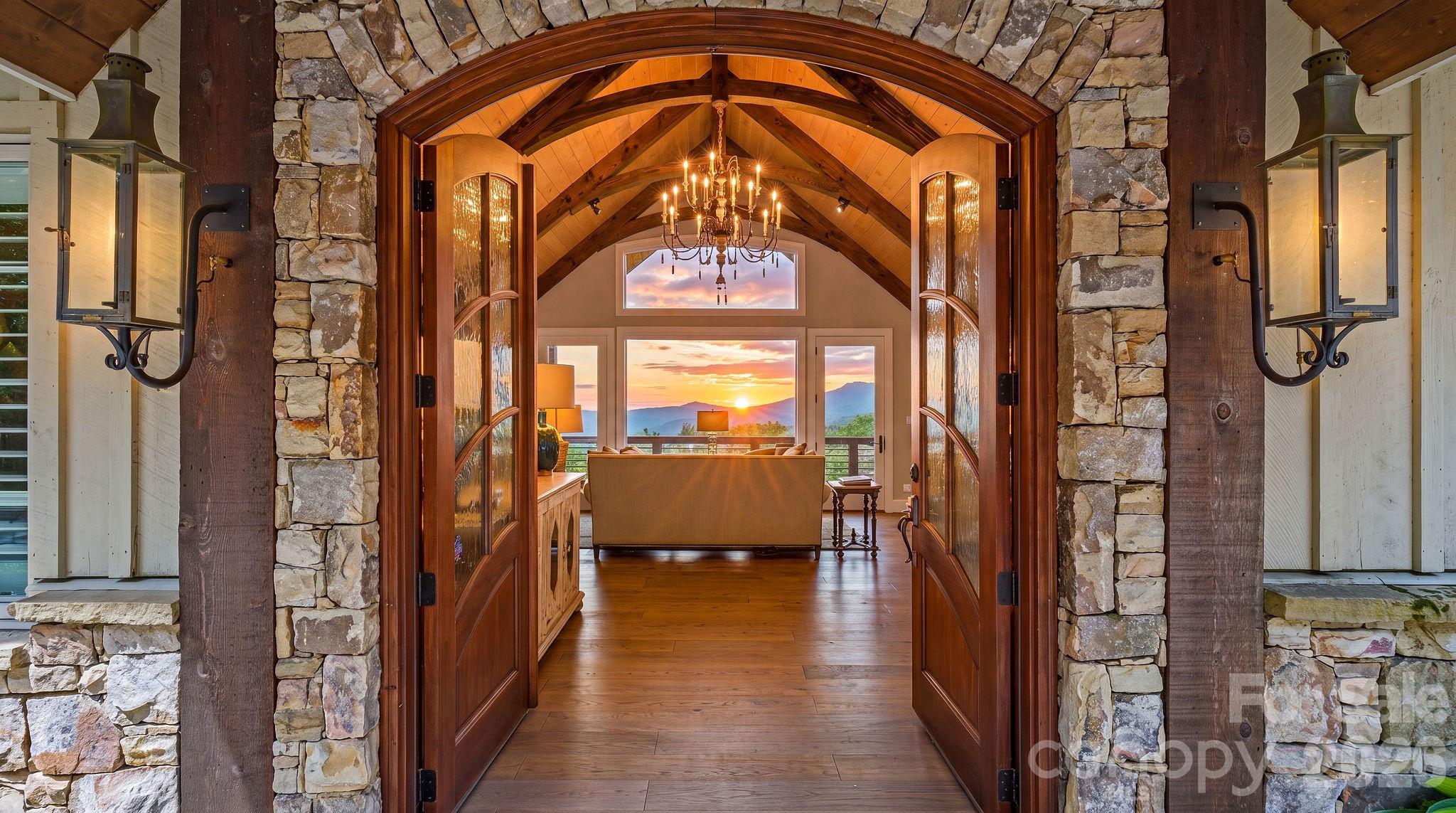 777 Green Hill Road, Blowing Rock, NC, 28605