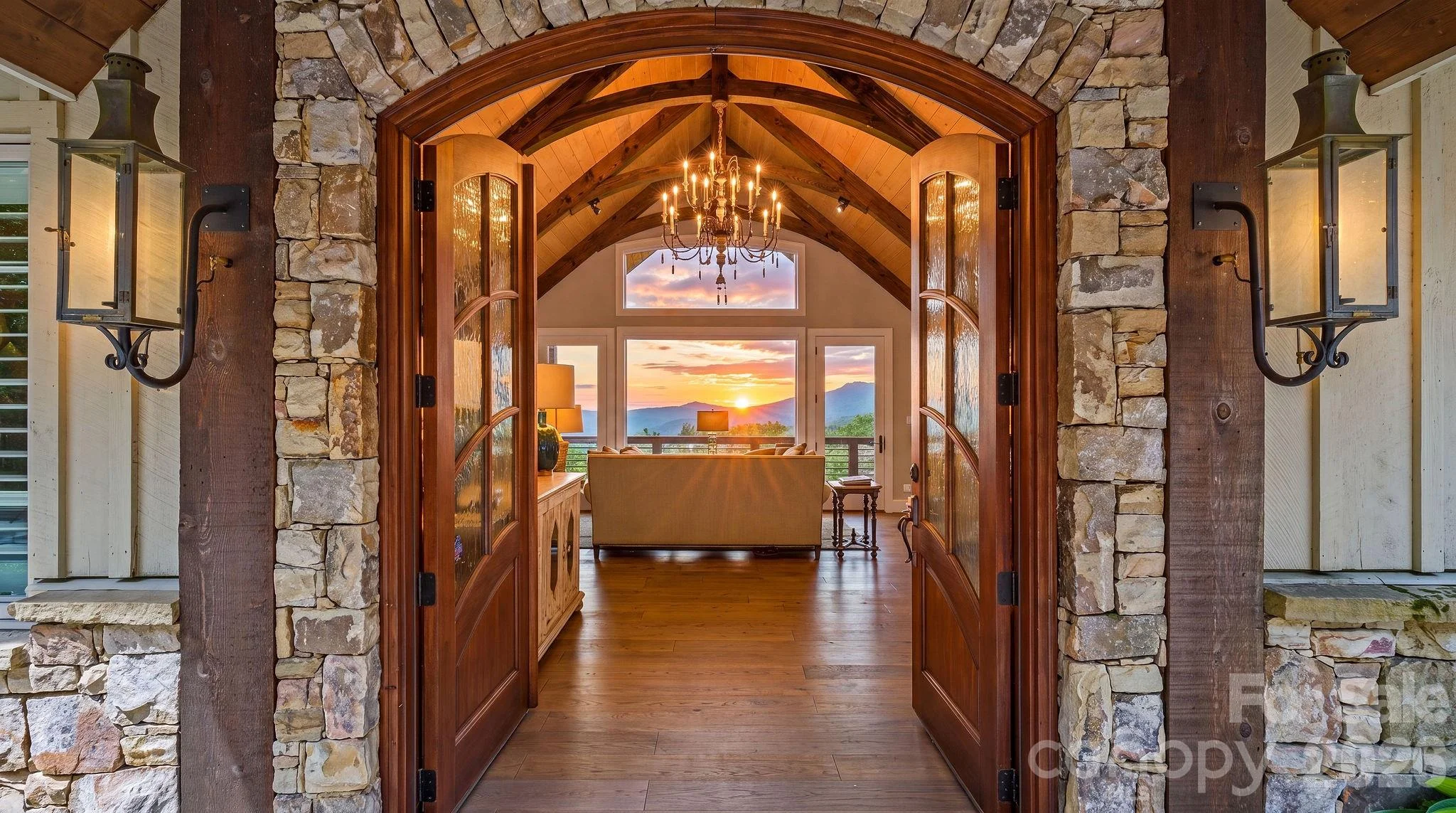 777 Green Hill Road, Blowing Rock, NC, 28605
