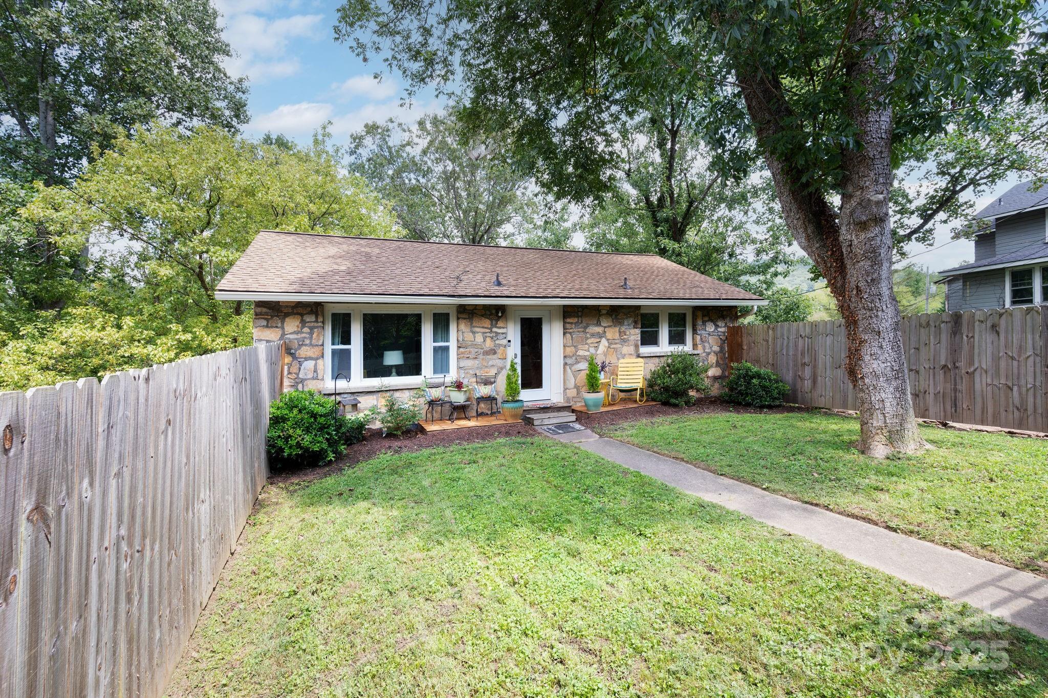 9 Linden Avenue