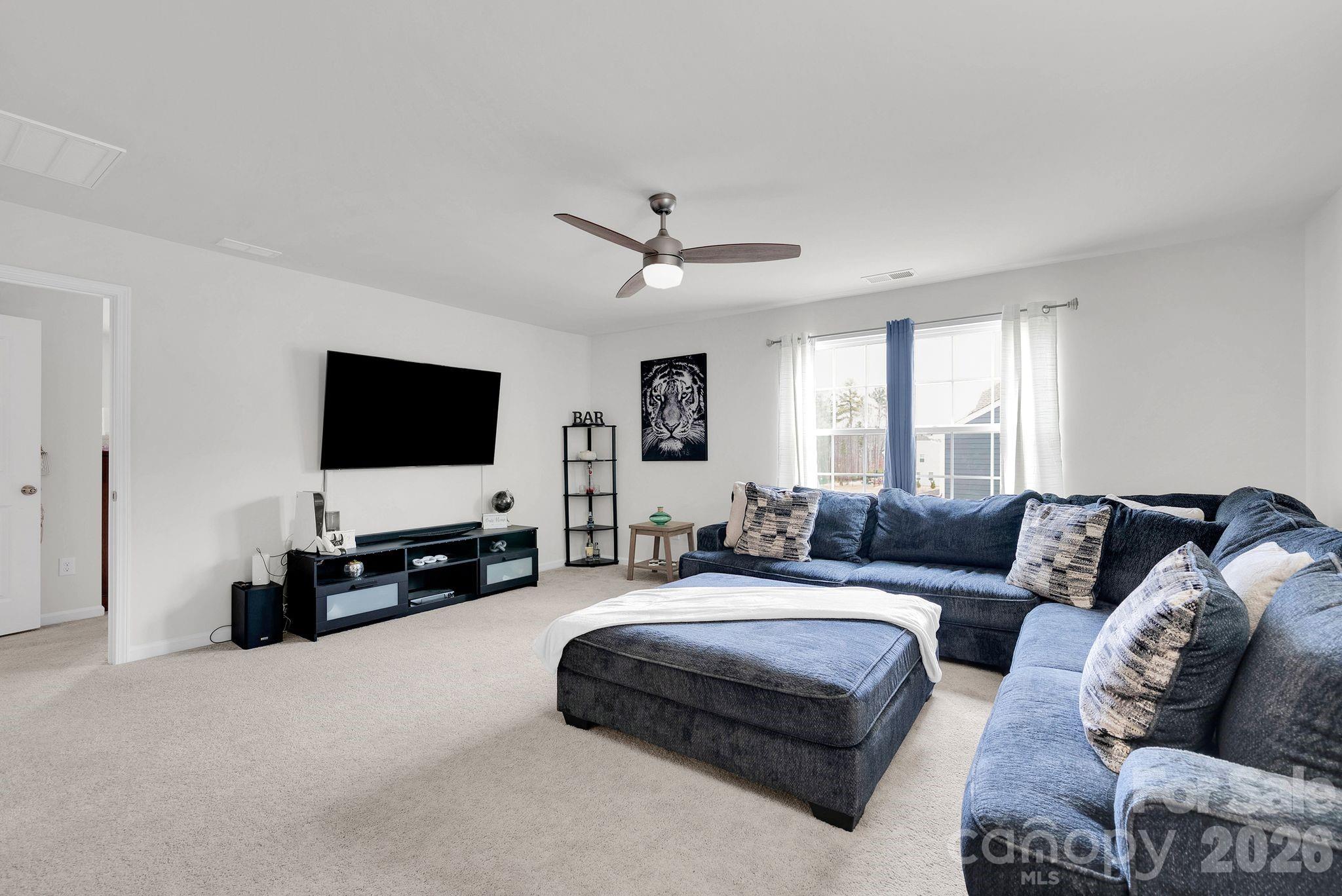 Falls Cove at Lake Norman - Residential