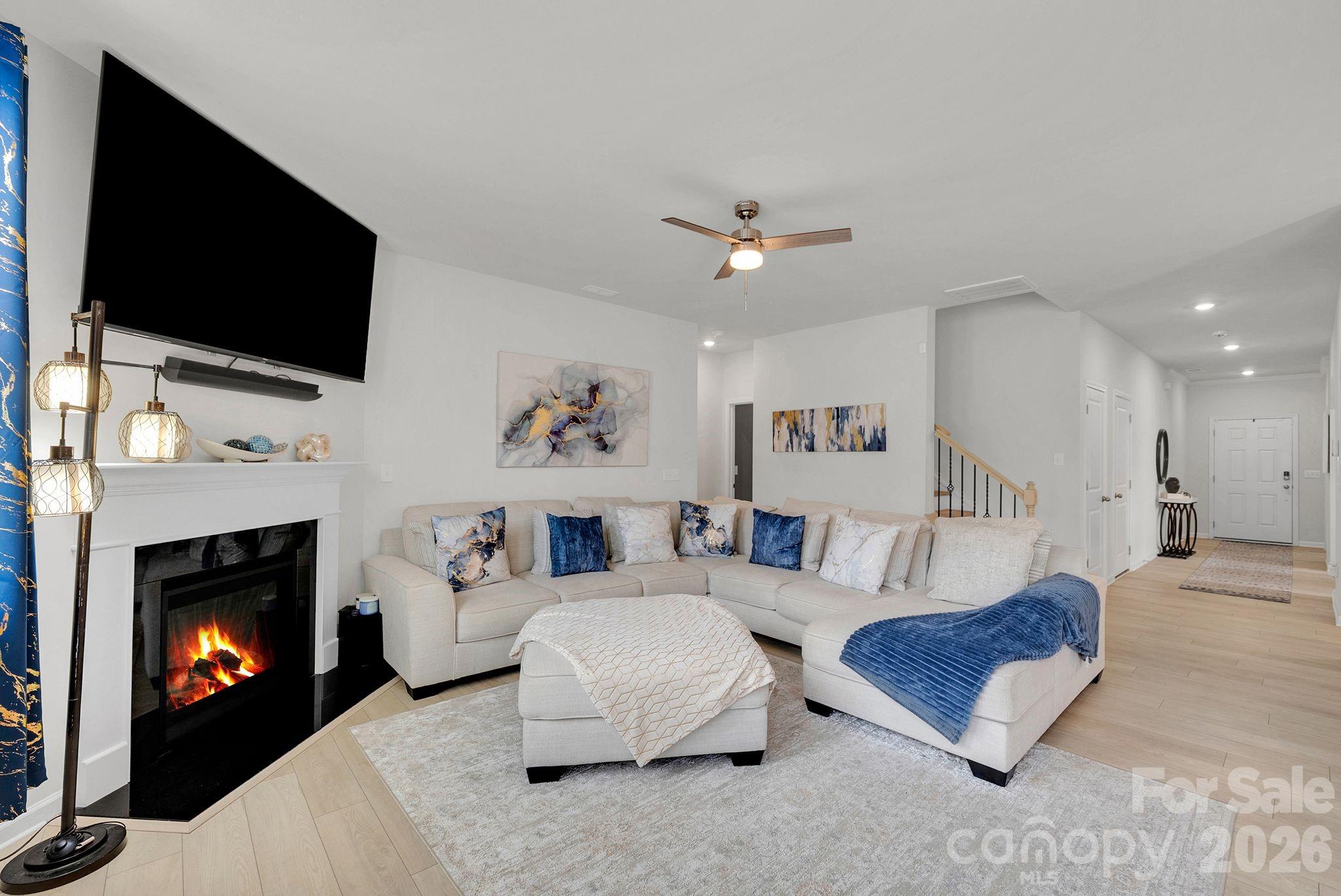 Falls Cove at Lake Norman - Residential