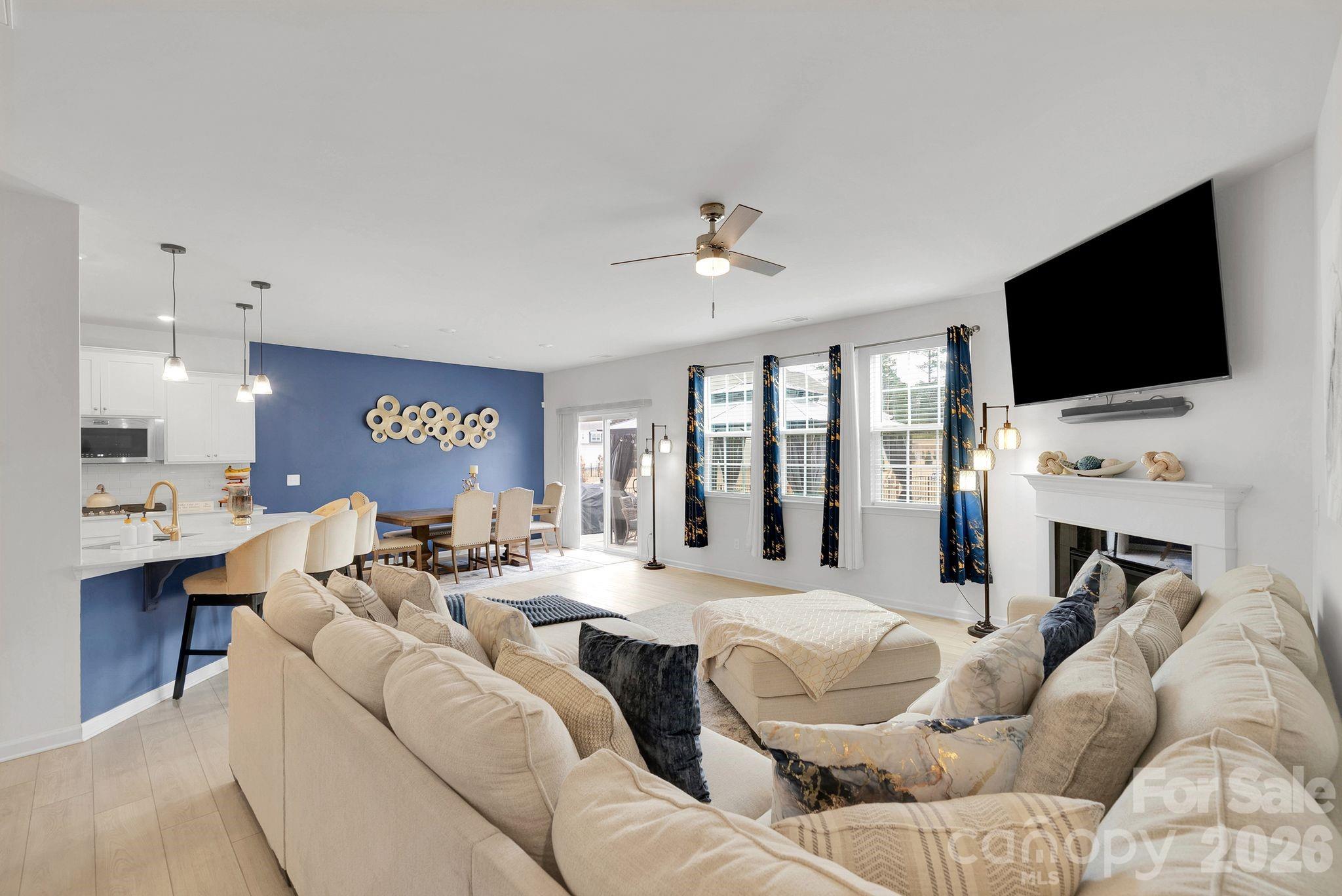 Falls Cove at Lake Norman - Residential