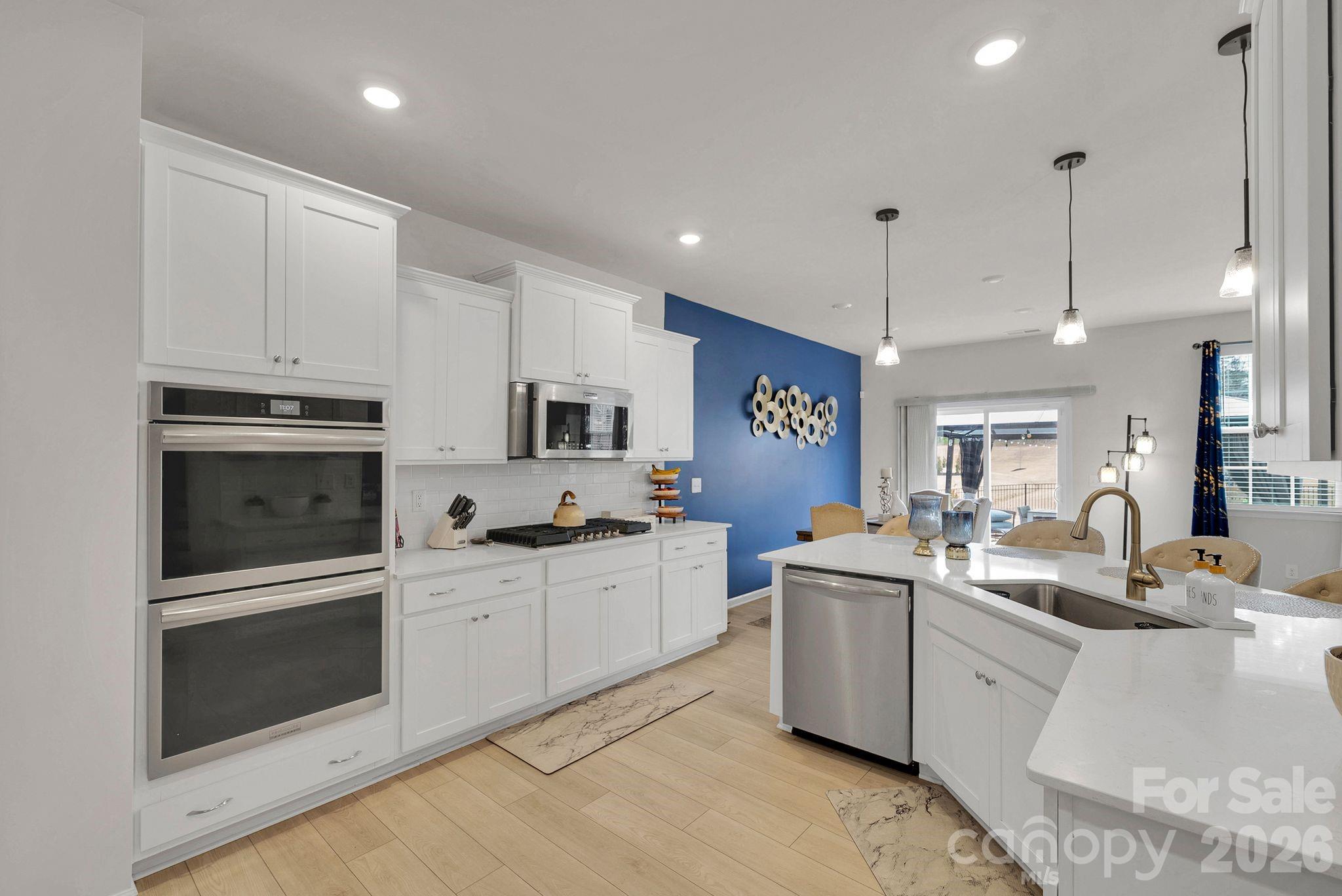 Falls Cove at Lake Norman - Residential