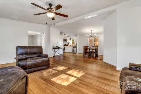 118 Heather Drive Asheville NC 28806