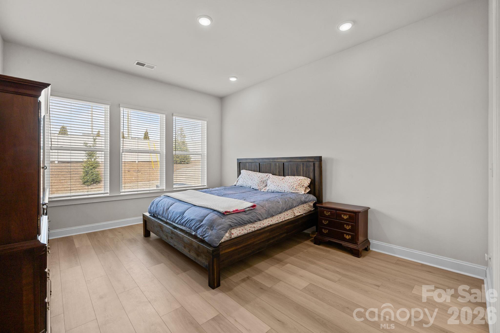 Encore At Streamside - Residential