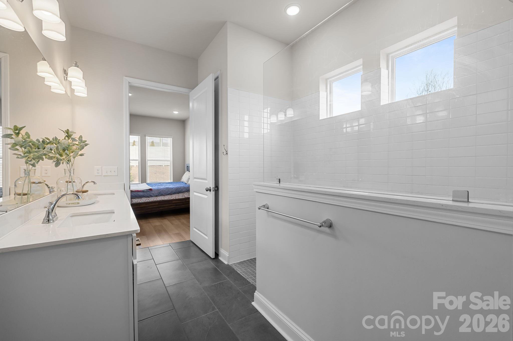 Encore At Streamside - Residential