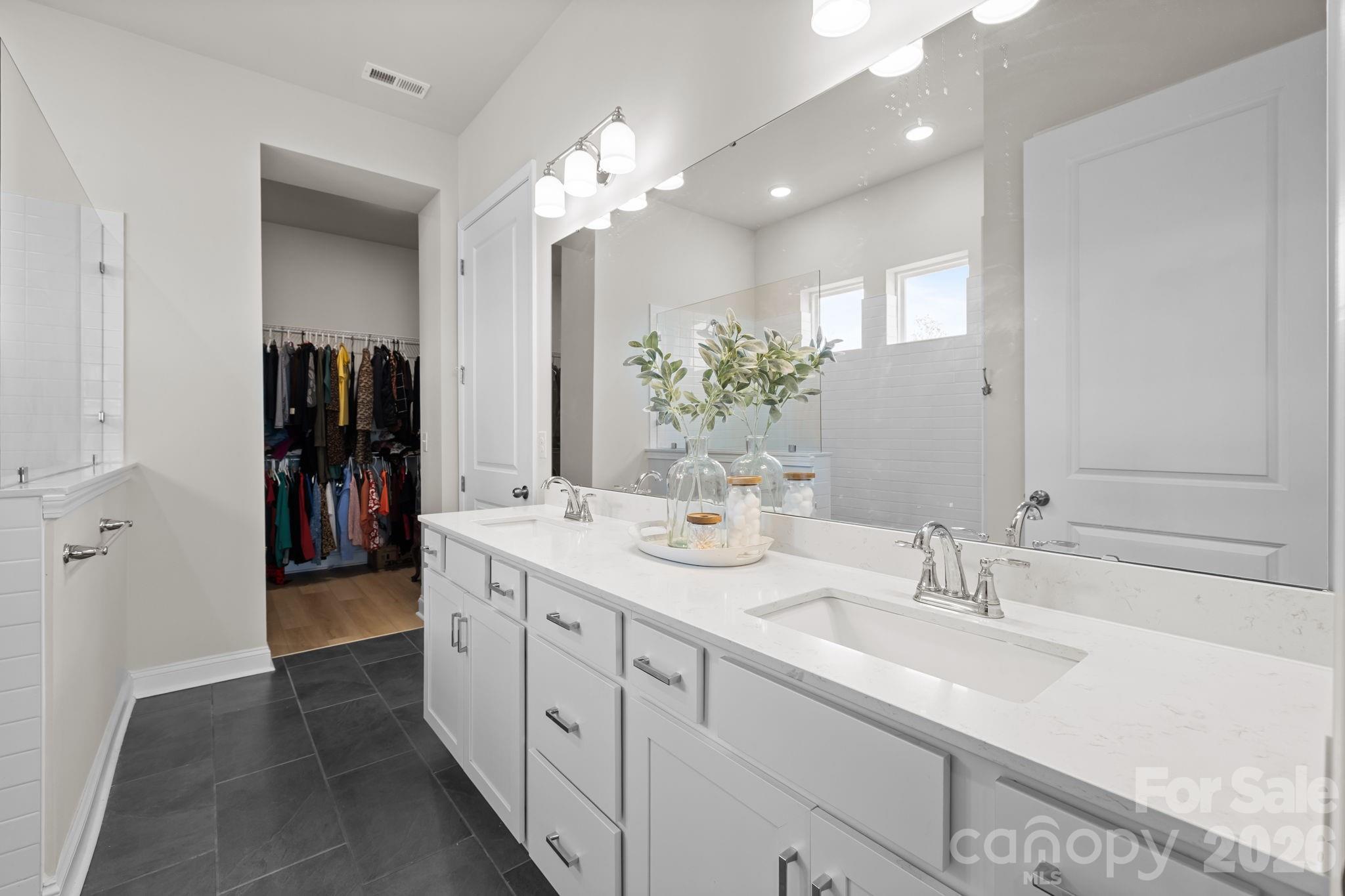 Encore At Streamside - Residential