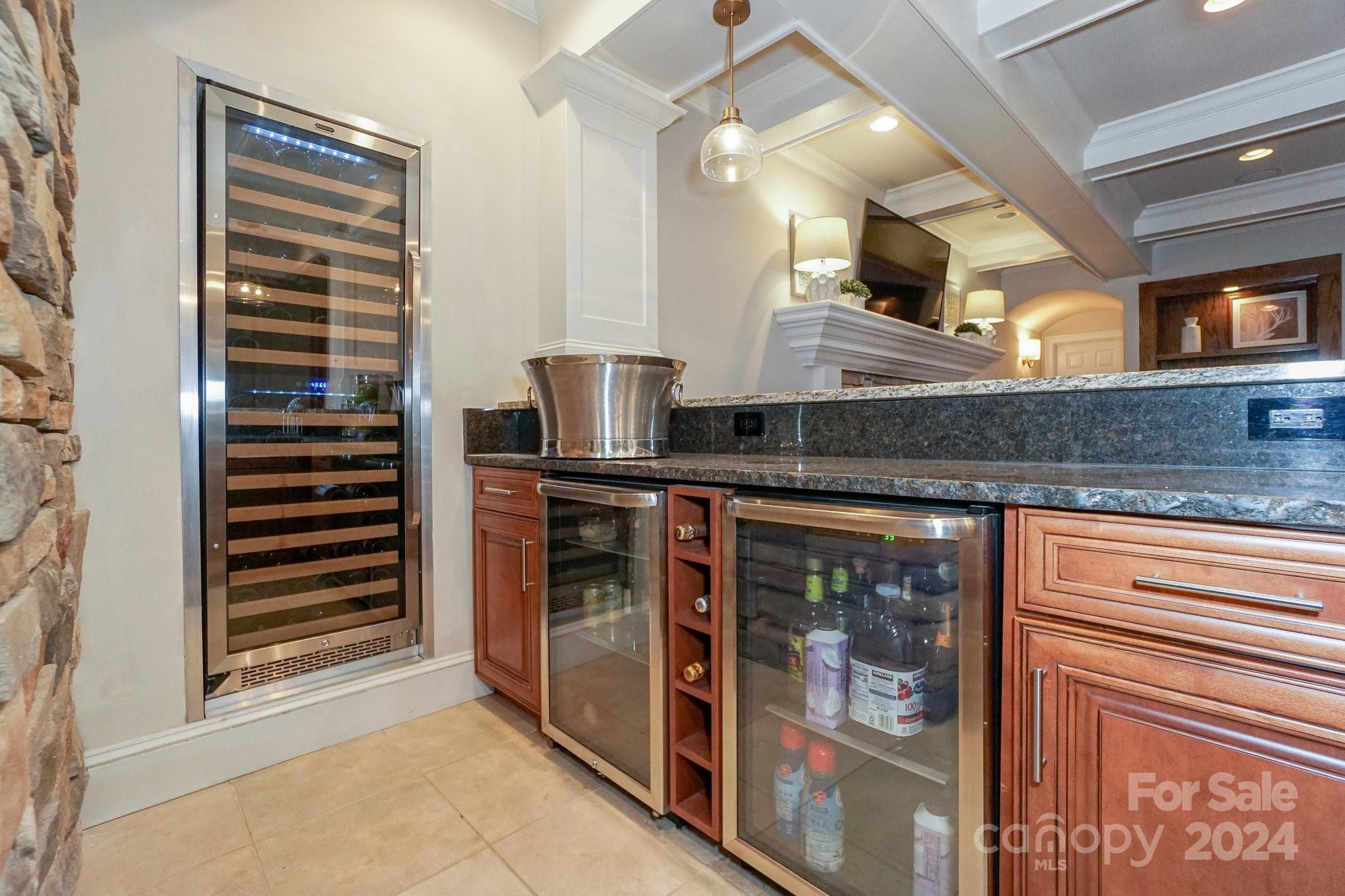 The Peninsula - Residential