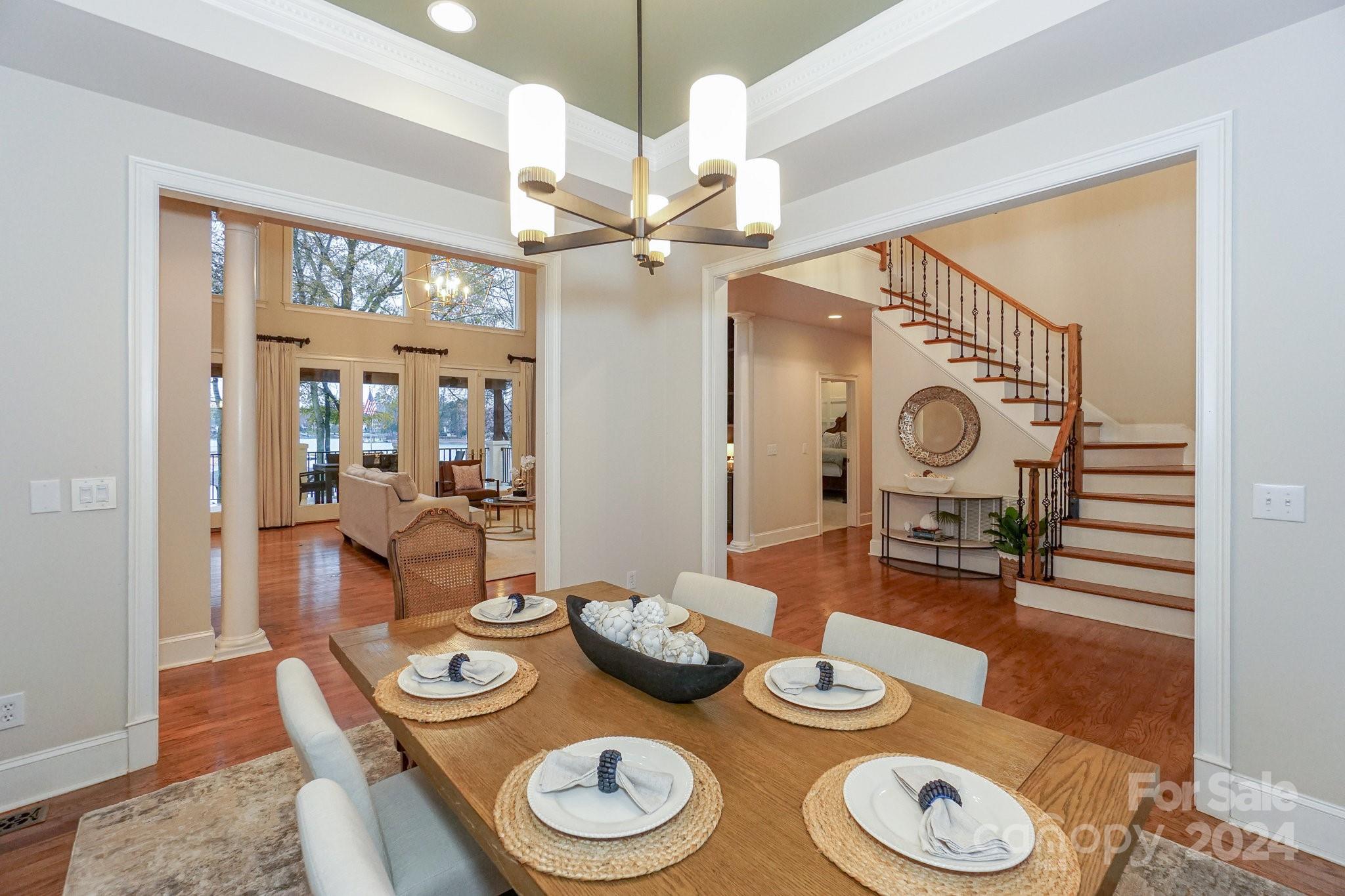 The Peninsula - Residential