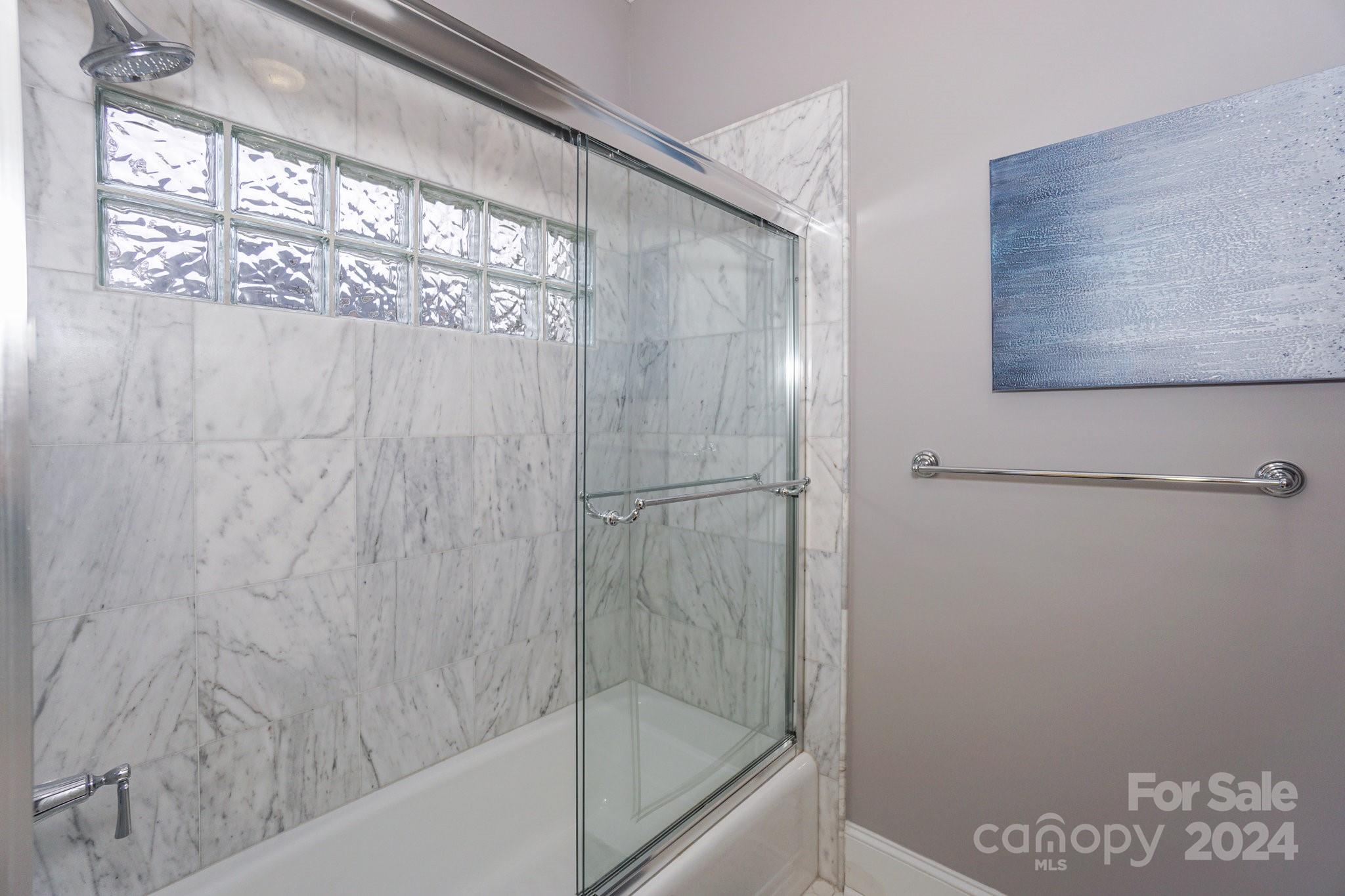 The Peninsula - Residential