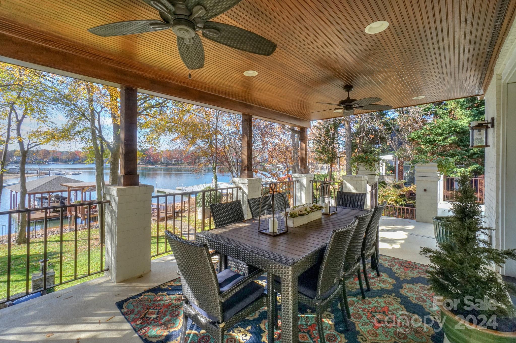 The Peninsula - Residential