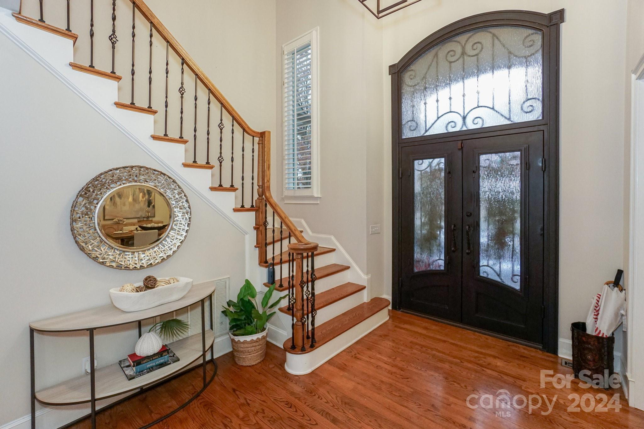 The Peninsula - Residential