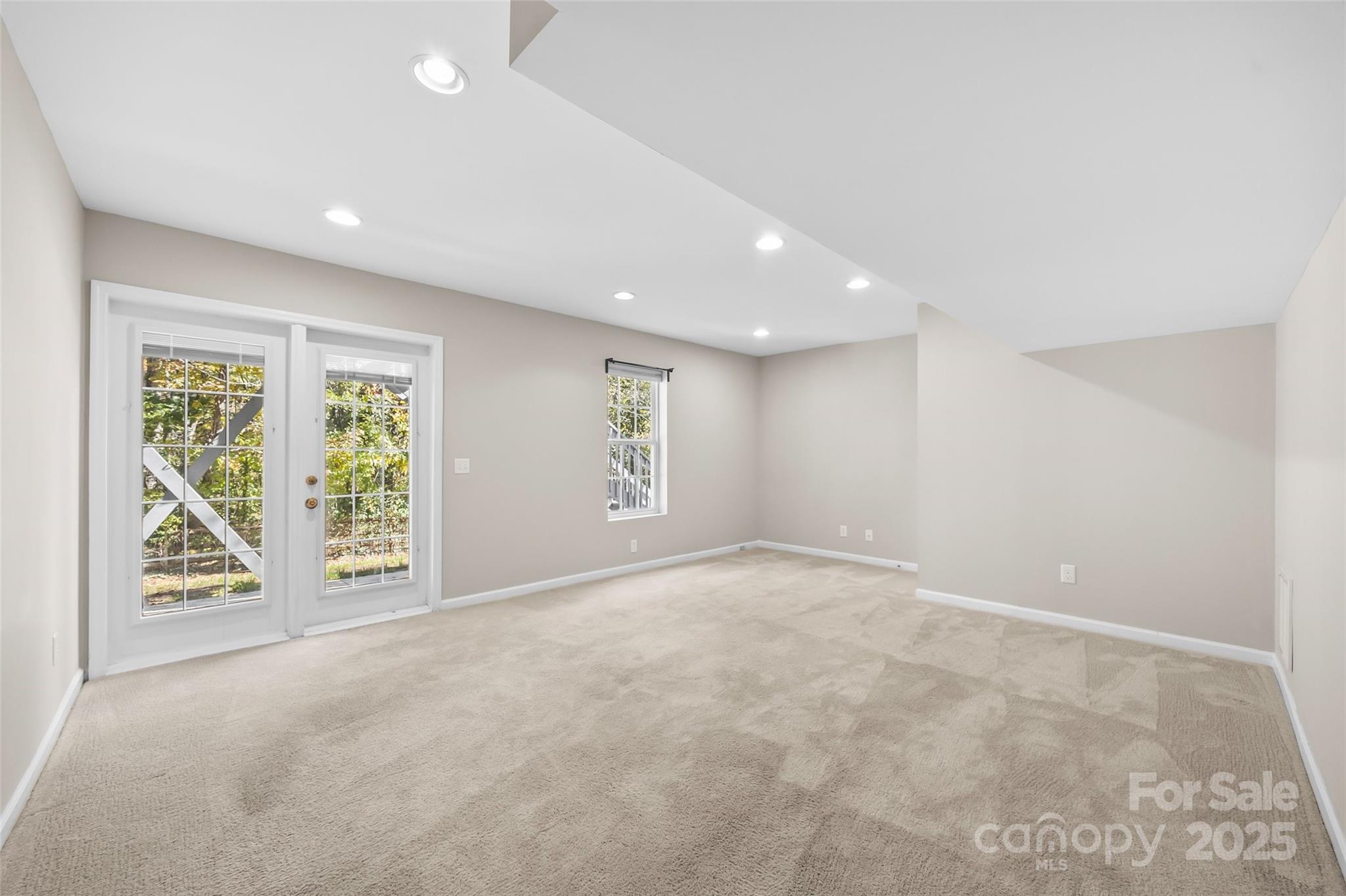 Highland Creek - Residential