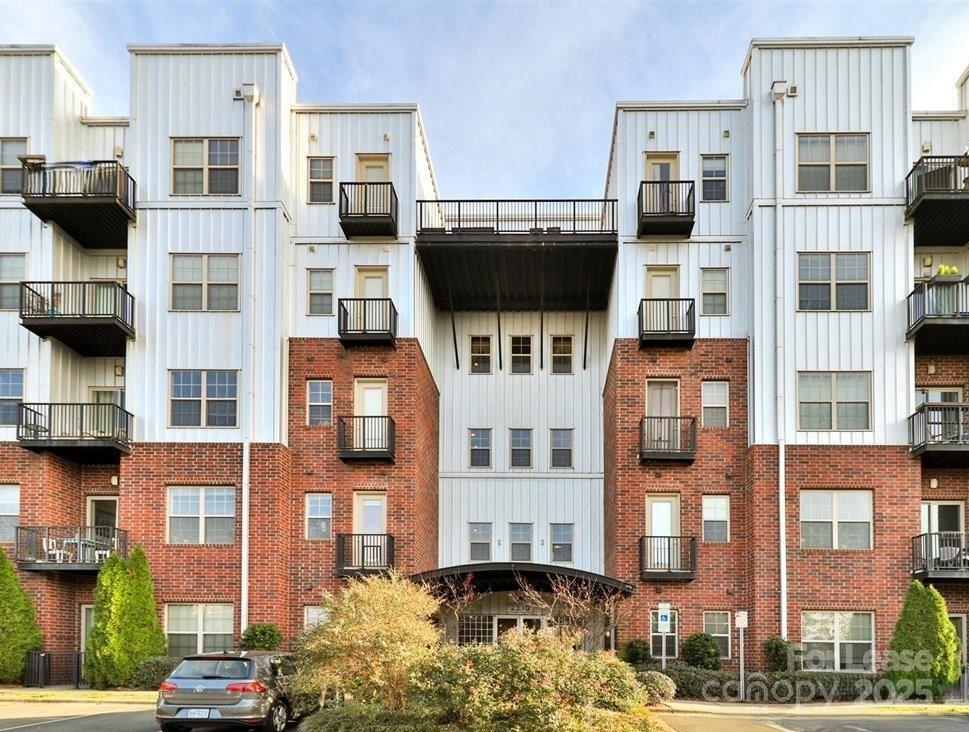 The Arts District - Residential Lease