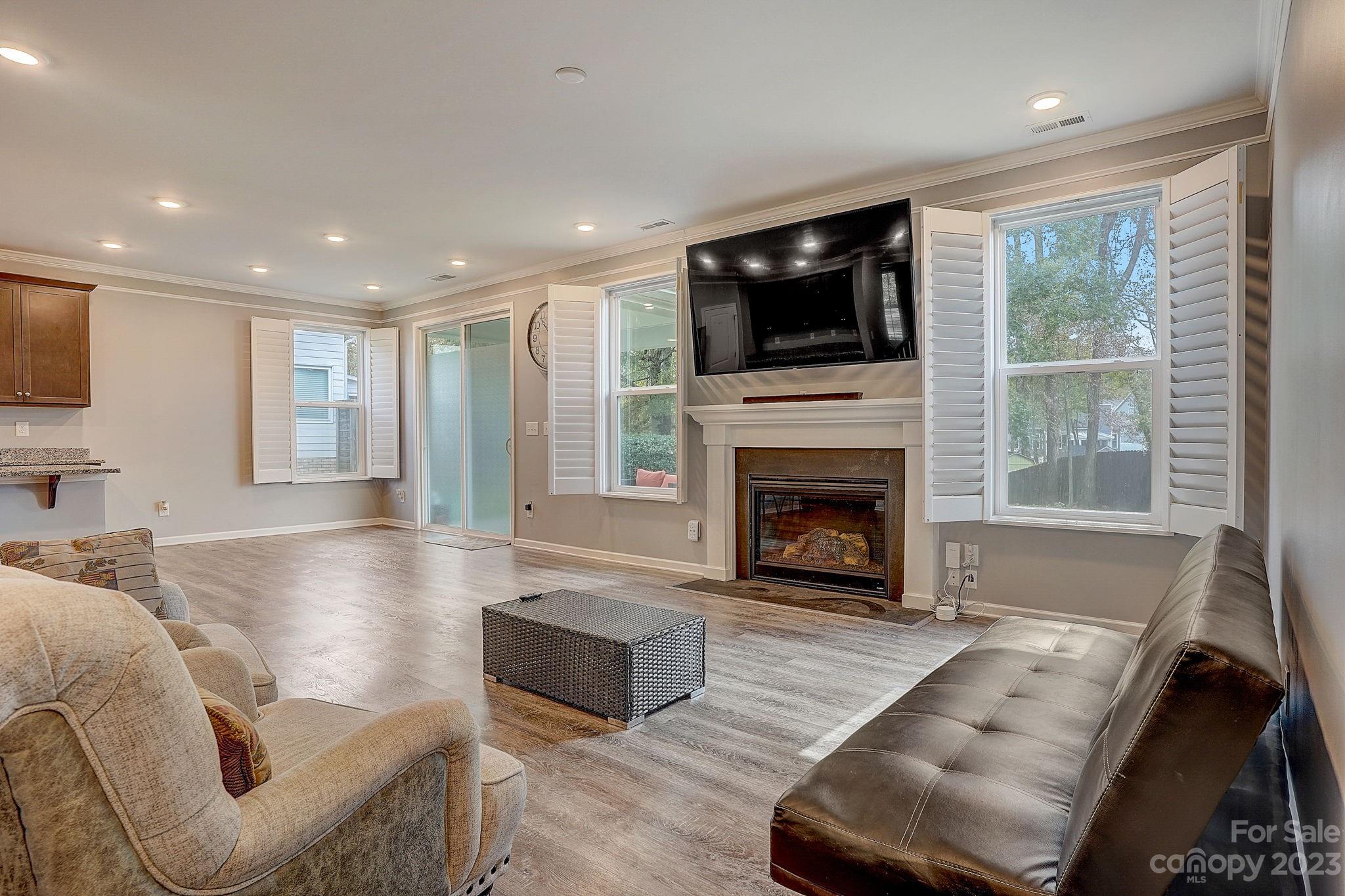 Devonshire - Residential