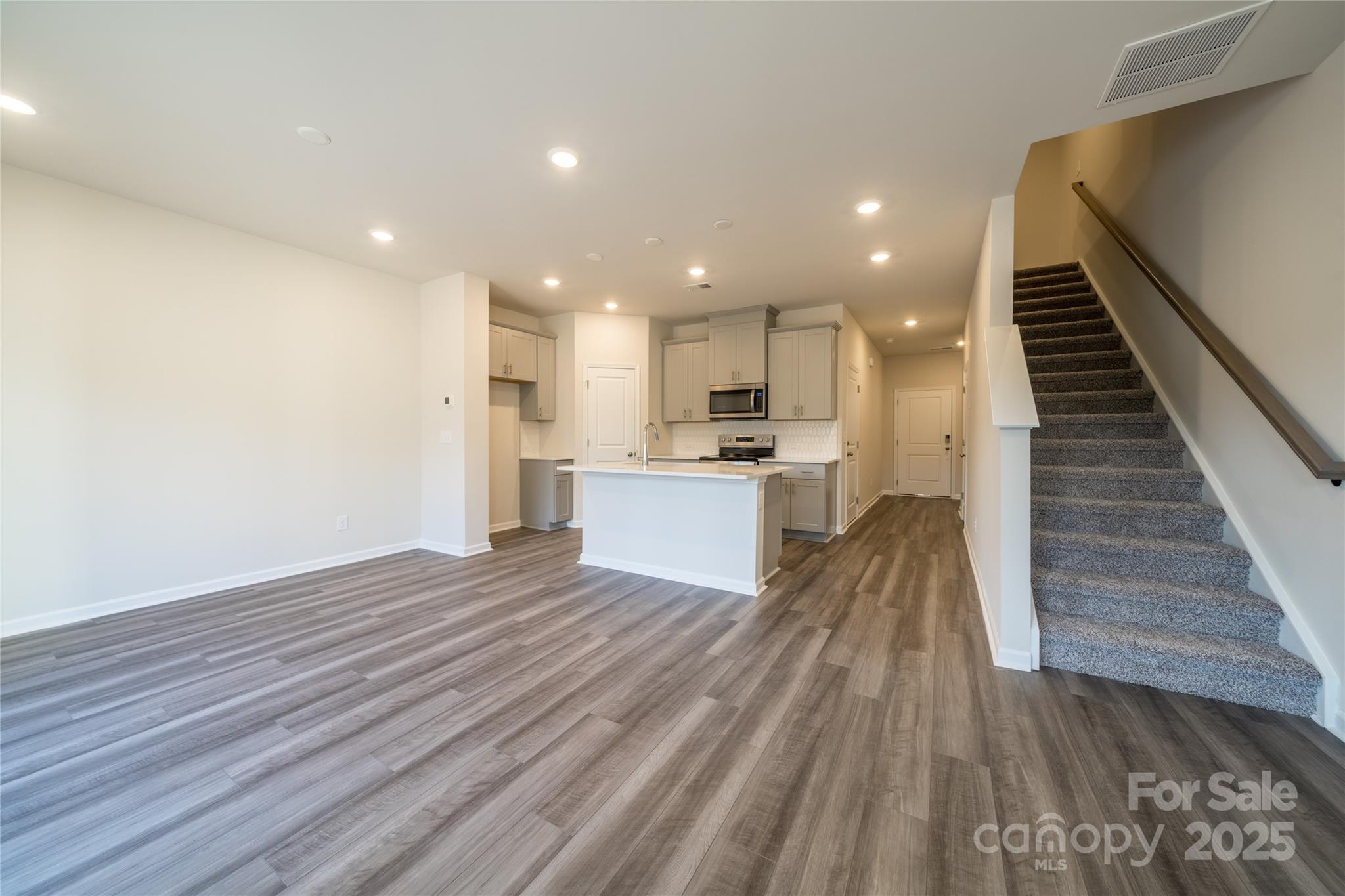 8012 Hidden Springs Trail