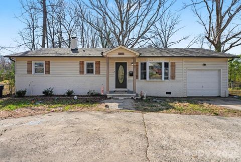 207 Hovis Road Stanley NC 28164