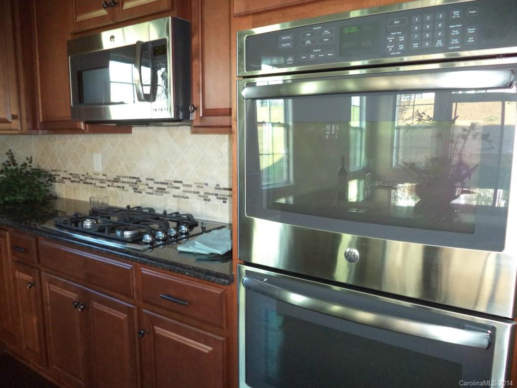 Lake Ridge - Residential