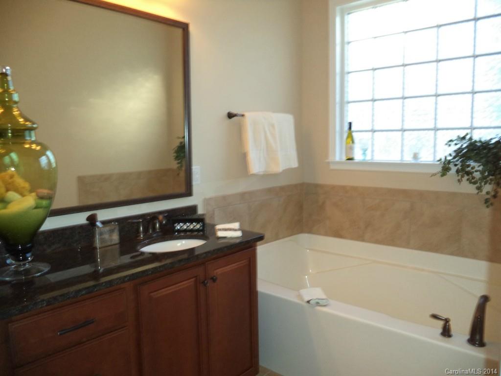 Lake Ridge - Residential