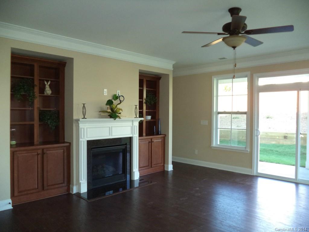 Lake Ridge - Residential