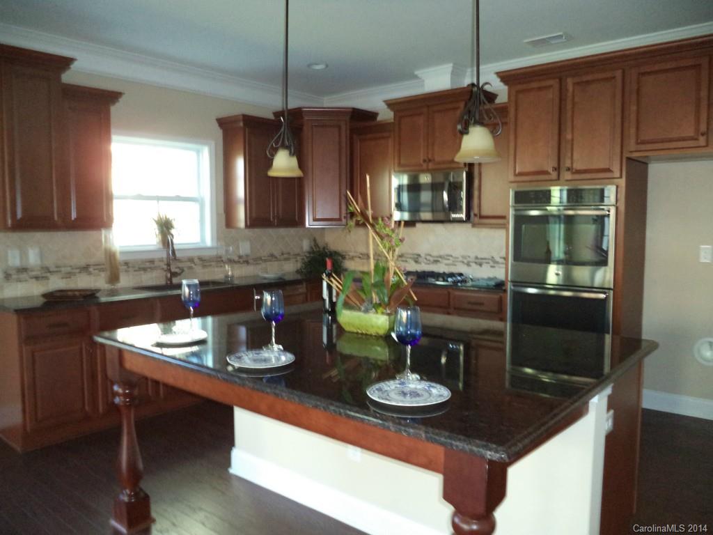 Lake Ridge - Residential