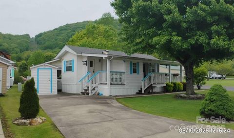 107 Strollers Lane Waynesville NC 28785