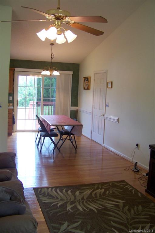 Laural Springs - Residential