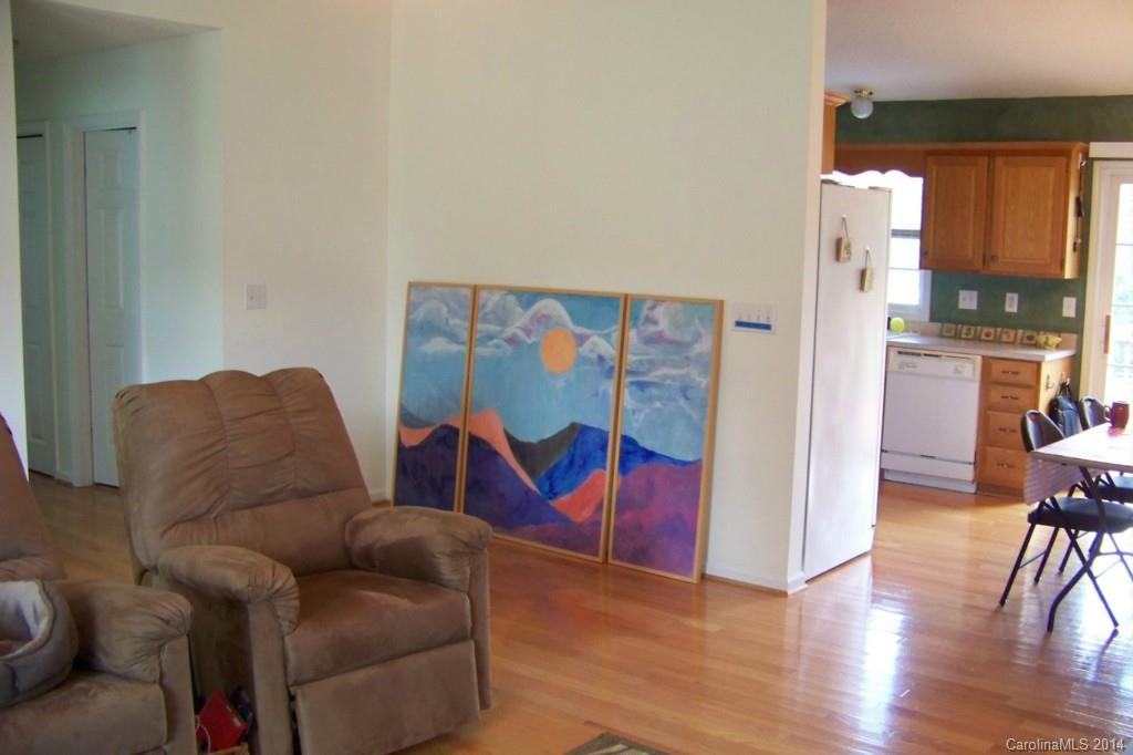 Laural Springs - Residential