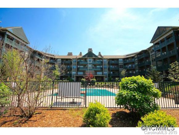 Beaucatcher House - Residential