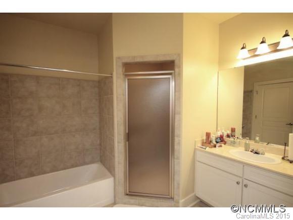 Beaucatcher House - Residential