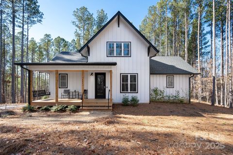 A home in Mill Spring