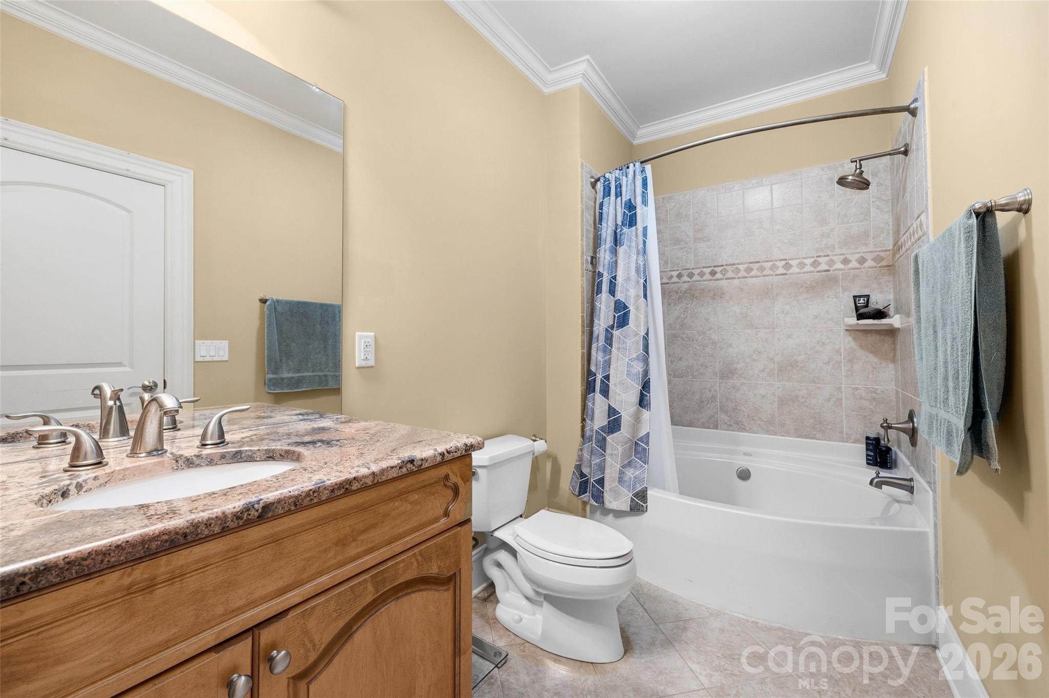 Victoria Lake - Residential