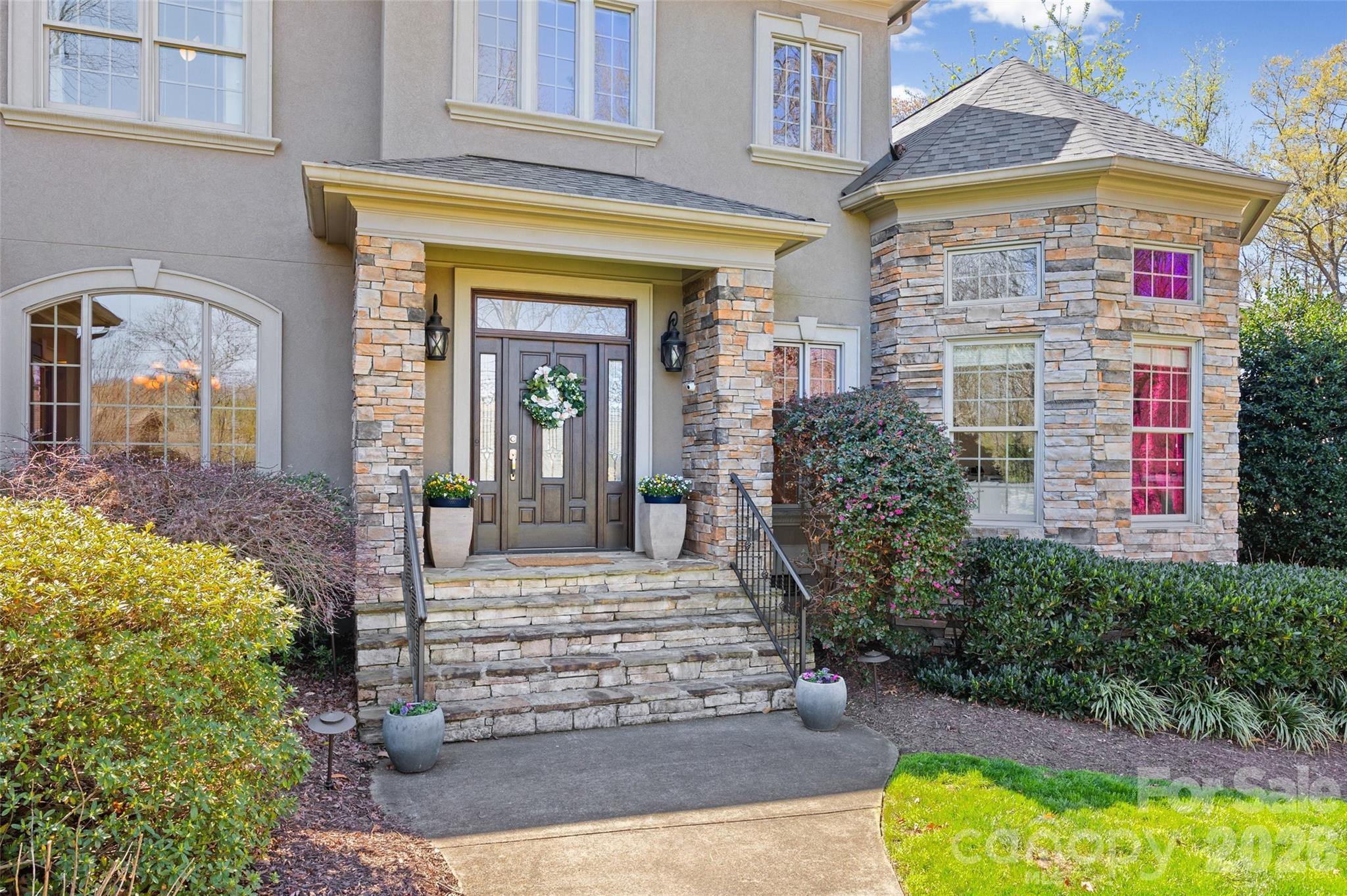 Victoria Lake - Residential