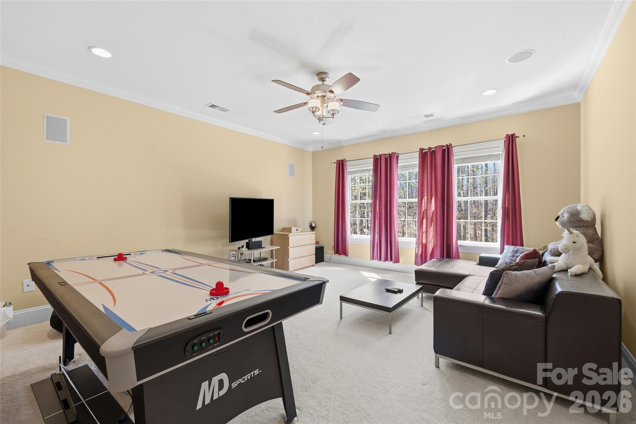 Victoria Lake - Residential